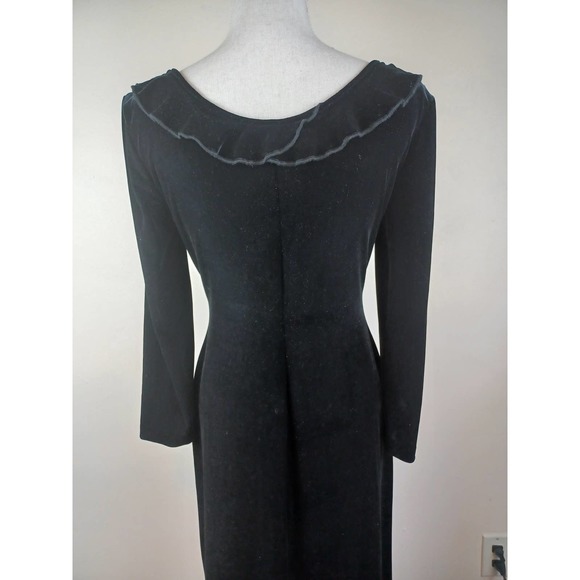 Long Black Velvet Dress - Picture 3 of 5
